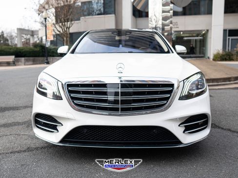 Used 2019 Mercedes-Benz S 560 4MATIC Sedan image 2