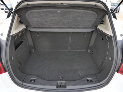 Used 2022 Buick Encore Preferred w/ Safety Package image 14