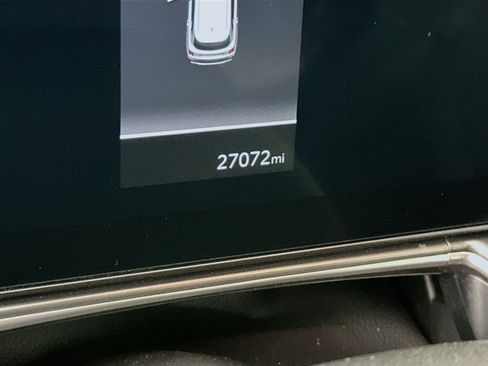 Used 2024 Kia Sorento S image 19