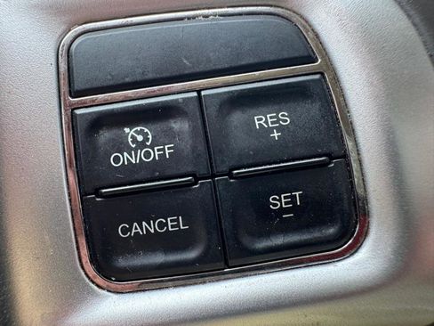 Used 2013 Dodge Durango Crew RWD image 23