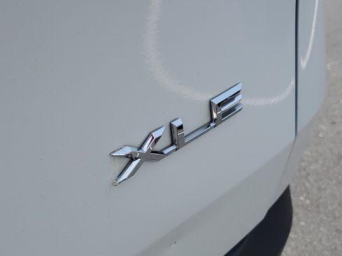 Certified 2024 Toyota Grand Highlander AWD image 8