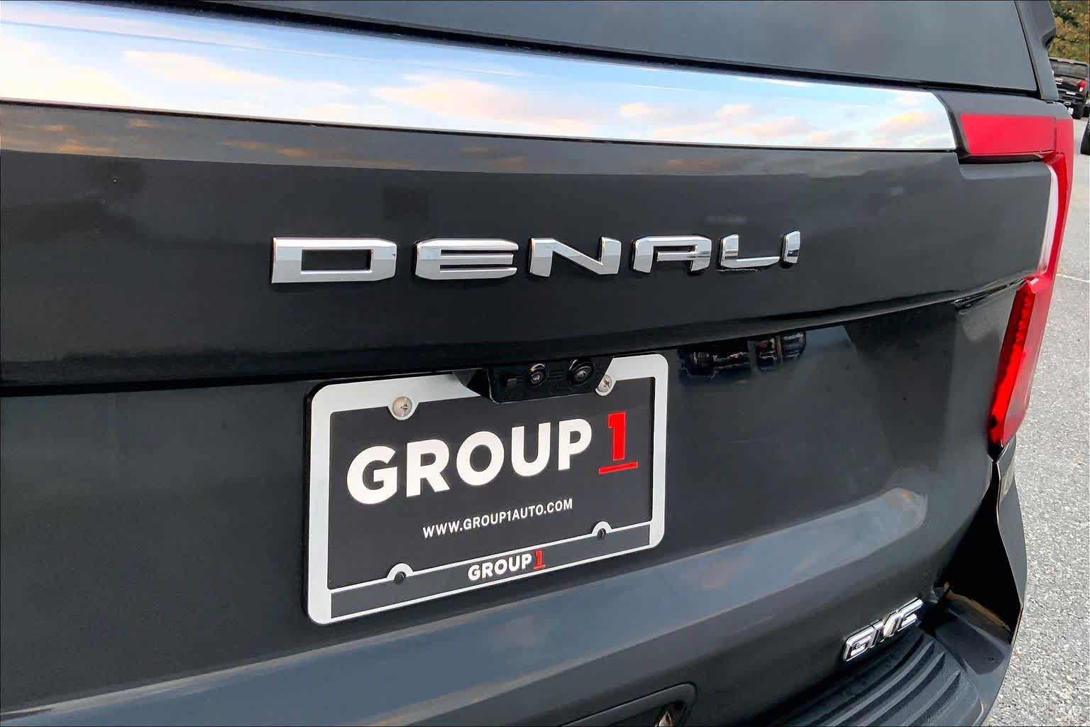 Used 2026 GMC Yukon Denali w/ Denali Reserve Package RWD image 9