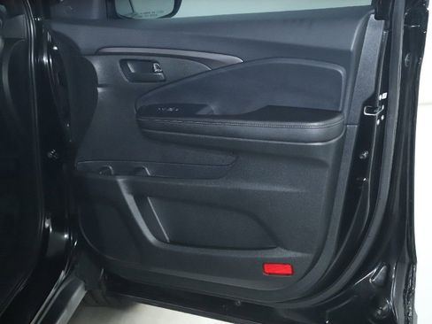 Used 2024 Honda Passport EX-L image 35