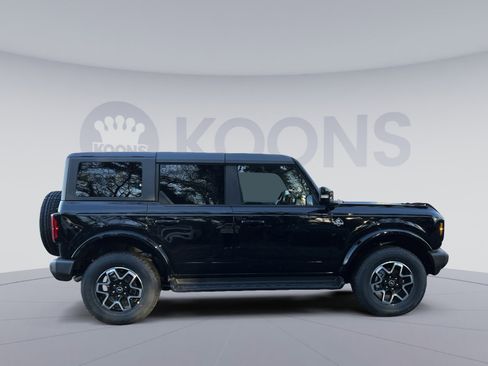 New 2025 Ford Bronco Outer Banks image 8