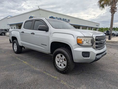 Used 2017 GMC Canyon 2WD Crew Cab w/ Convenience Package image 3