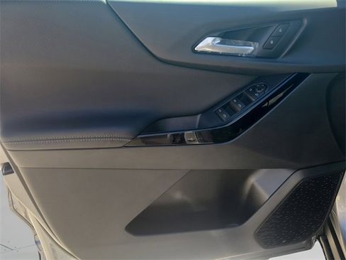 New 2026 Chevrolet Equinox LT image 15