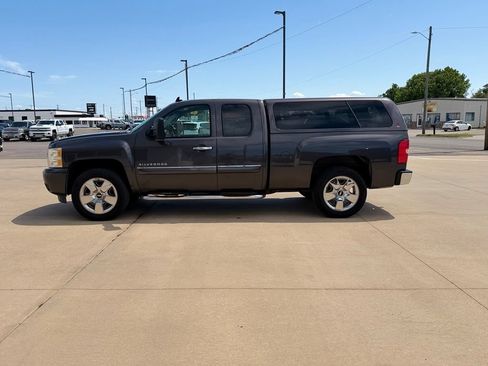 Used 2011 Chevrolet Silverado 1500 LT w/ Regional Value Package RWD image 6