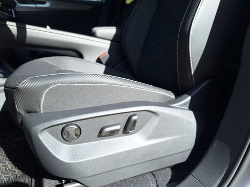 New 2026 Volkswagen Atlas Cross Sport SE image 10