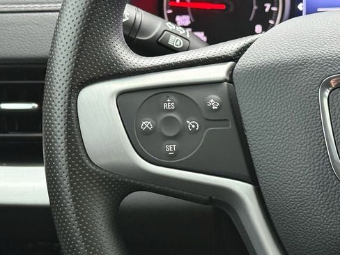 Used 2023 GMC Terrain SLE image 18