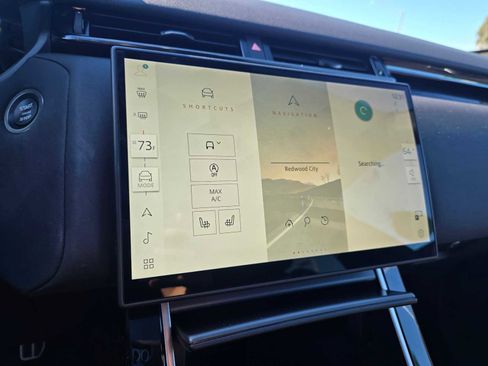 Used 2025 Land Rover Range Rover Velar Dynamic SE image 28