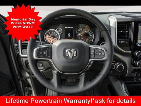 New 2025 RAM 1500 Big Horn AWD/4WD image 32