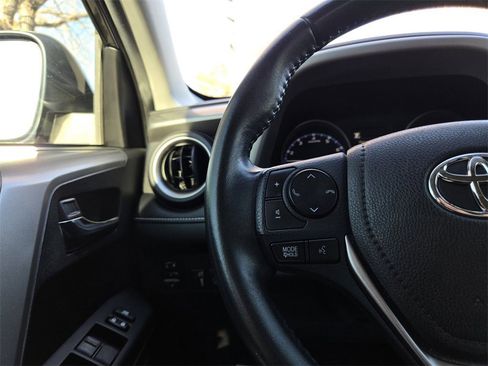 Used 2017 Toyota RAV4 XLE image 17