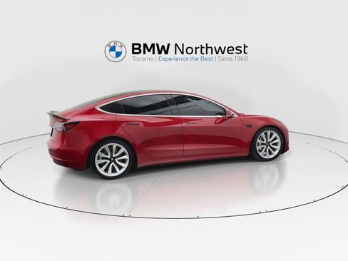 Used 2019 Tesla Model 3 Standard Range Plus RWD image 4