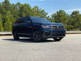 Used 2021 Volkswagen Atlas SE image 2