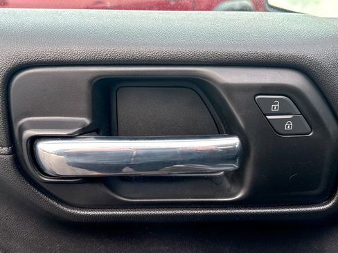 Certified 2021 Chevrolet Silverado 1500 RST image 17