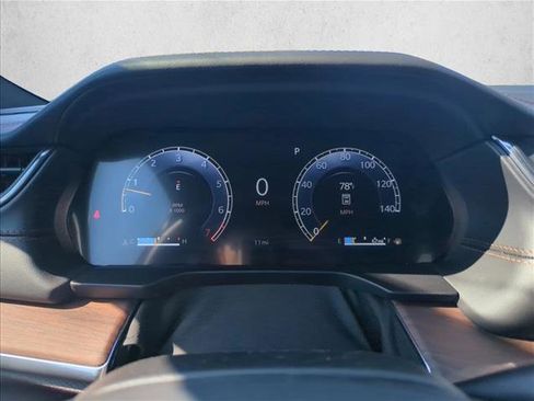 New 2025 Jeep Grand Cherokee Summit AWD/4WD image 10