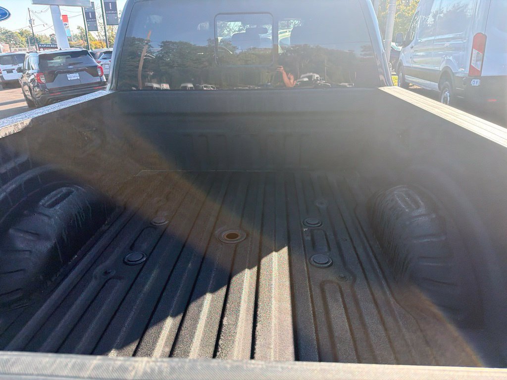 Certified 2021 Ford F350 Platinum AWD/4WD image 5