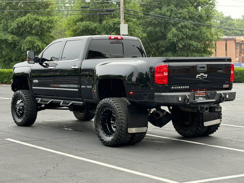Used 2018 Chevrolet Silverado 3500 High Country w/ Duramax Plus Package AWD/4WD image 8