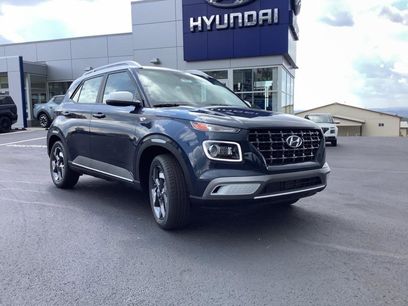 New 2025 Hyundai Venue Limited