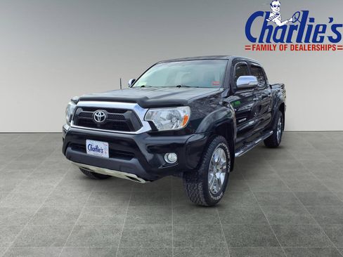 Used 2014 Toyota Tacoma 4x4 Double Cab w/ Limited Package image 1