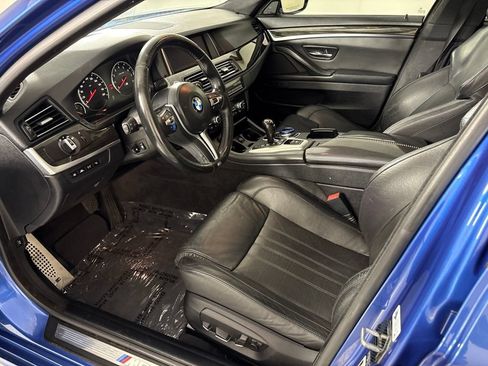 Used 2014 BMW M5 RWD image 31