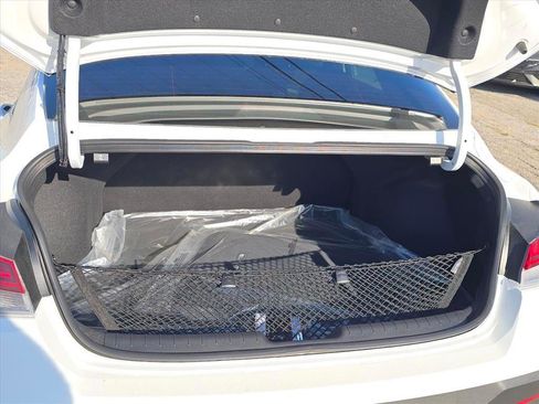 New 2026 Hyundai Elantra Sport FWD image 16