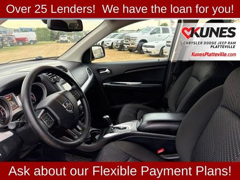 Used 2019 Dodge Journey SE FWD image 16