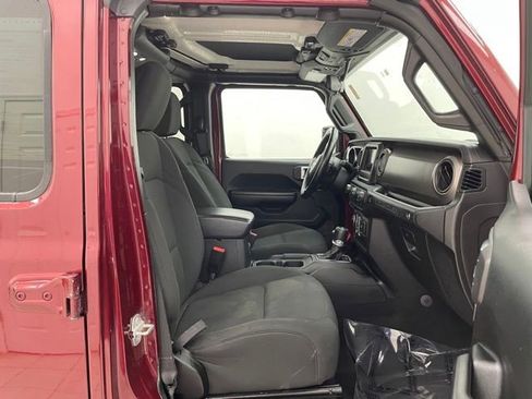 Used 2021 Jeep Wrangler Unlimited Sport AWD/4WD image 14