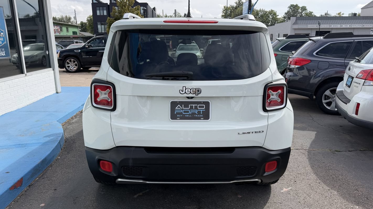 Used 2015 Jeep Renegade Limited w/ Safety & Security Group I FWD image 3