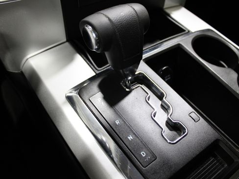 Used 2010 Dodge Ram 1500 Truck Sport image 17