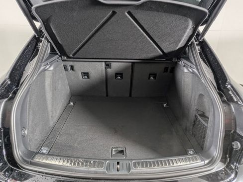 New 2026 Porsche Macan Turbo image 17