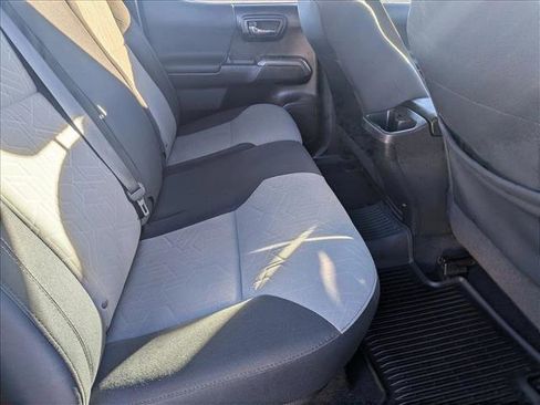 Used 2021 Toyota Tacoma TRD Off-Road image 19