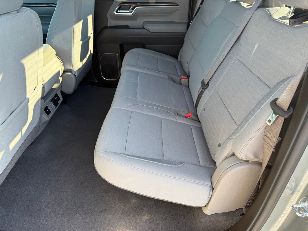 Used 2026 Chevrolet Silverado 1500 RST AWD/4WD image 11
