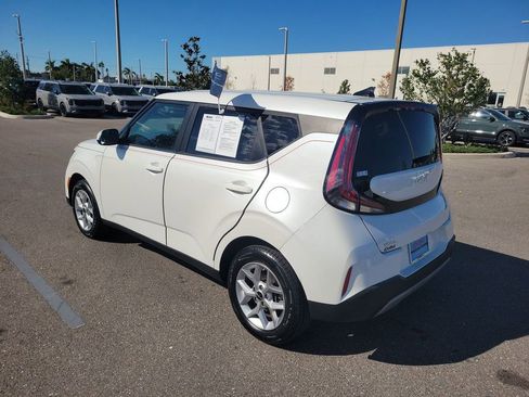 Used 2024 Kia Soul LX w/ Option Group 015 image 7