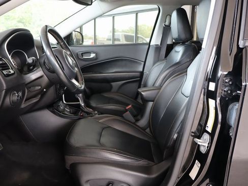 Used 2019 Jeep Compass Limited image 13
