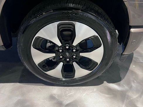 Used 2023 Ford F150 Lightning Platinum AWD/4WD image 13