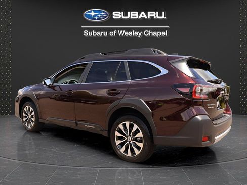 Certified 2025 Subaru Outback Limited AWD/4WD image 6