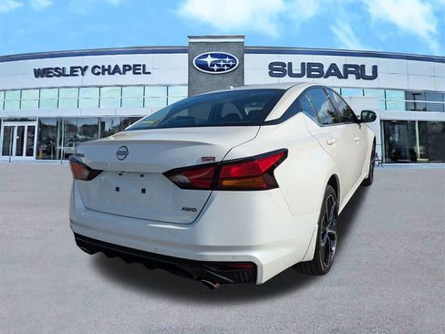 Used 2025 Nissan Altima 2.5 SR w/ SR Premium Package image 5