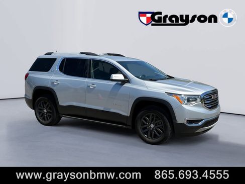Used 2019 GMC Acadia SLT FWD image 1