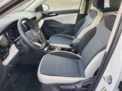 New 2026 Volkswagen Taos S image 7