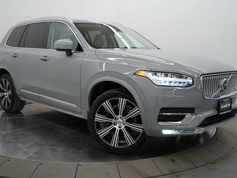 Used 2025 Volvo XC90 B6 Ultra w/ Lounge Package AWD/4WD image 3