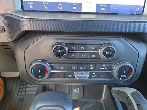 Used 2022 Ford Bronco Outer Banks AWD/4WD image 18