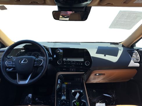 Used 2026 Lexus NX 350h AWD w/ Accessory Package (Z1) image 10