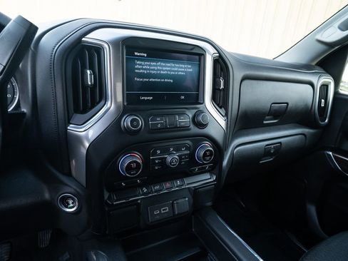 Used 2021 Chevrolet Silverado 1500 LT Trail Boss w/ Bed Protection Package image 24