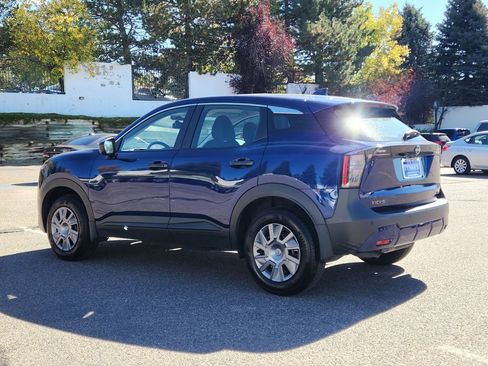 Certified 2025 Nissan Kicks S image 5