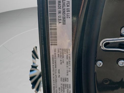 Used 2022 Jeep Grand Wagoneer Series III image 39