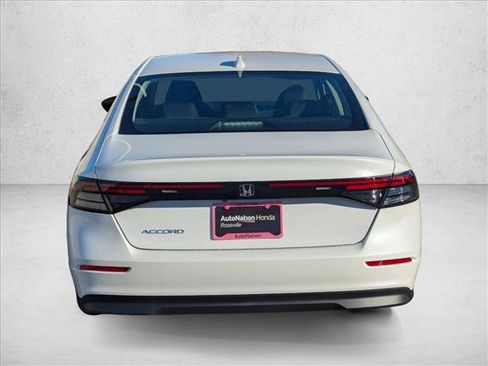 New 2025 Honda Accord LX image 7