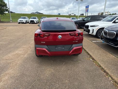 Used 2024 BMW X2 xDrive28i AWD/4WD image 6