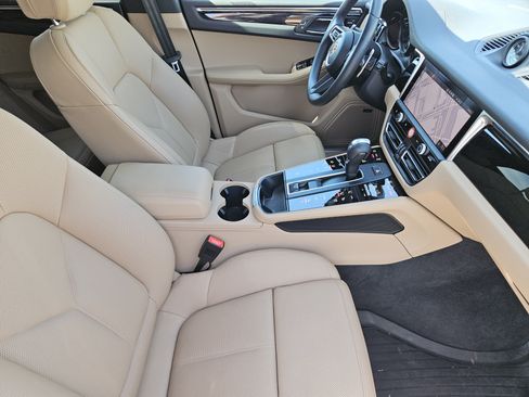 Certified 2026 Porsche Macan S AWD/4WD image 15