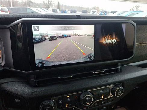 New 2026 Jeep Gladiator Sport image 14